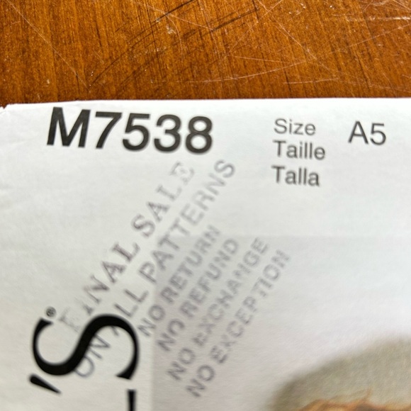 McCall's M7538 6 to 14- Pattern Misses' Crossover-Band Top and Dresses - uncut - Picture 5 of 7